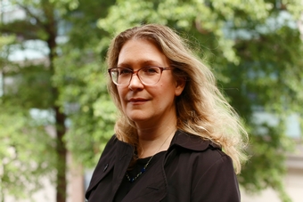 Sarah Brooks | W&N - Ground-breaking, award-winning, thought-provoking